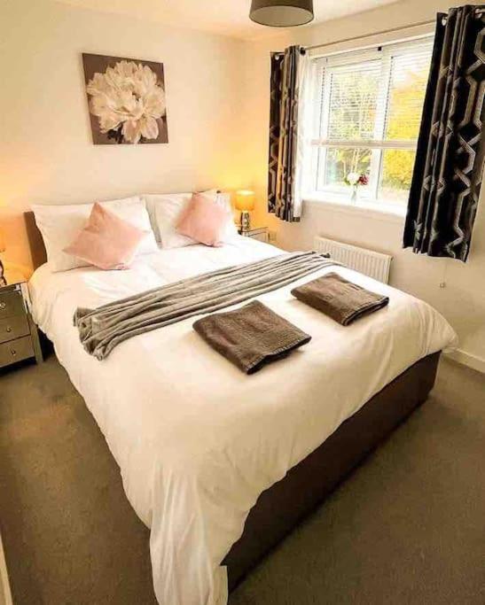 Апартаменты Loch Leven Getaway - 2 Bed House Кинросс Экстерьер фото